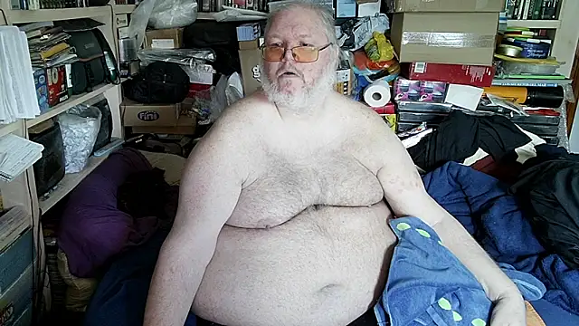 hadeszeuss2 online show from 04/13/26, 02:22