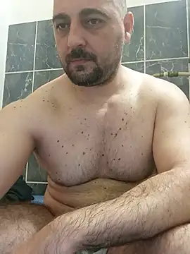 Snapshot of Mirkoxxx@xh chatting on 06/14/26, 07:38 Mirkoxxxxh online show from 06/14/26, 07:38