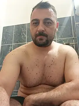 Snapshot of Mirkoxxx@xh chatting on 06/15/26, 06:43 Mirkoxxxxh online show from 06/15/26, 06:43