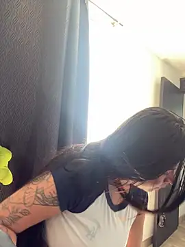 Devilsweet17 online show from 02/15/25, 04:34