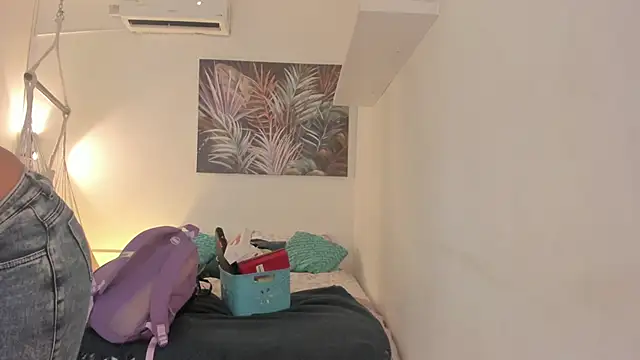 emma alice  online show from 03/19/25, 12:23