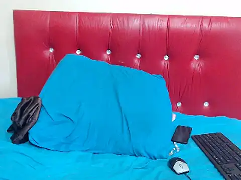 NaughtyKelly28 online show from 03/19/25, 08:12