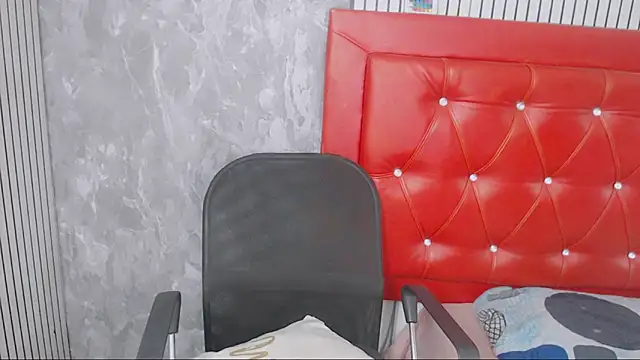 sophia  sweet1 online show from 04/23/26, 01:40