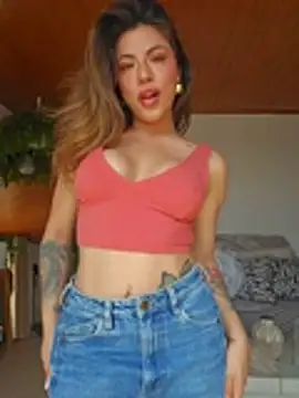 Karen San Miguel online show from 03/01/26, 06:43