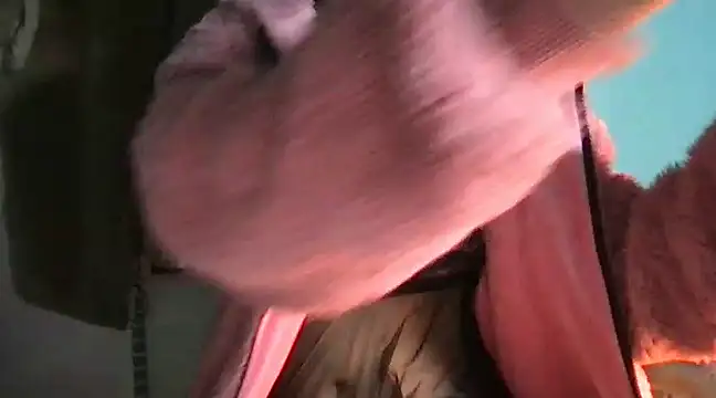 Snapshot of misu09 chatting on 01/12/25, 04:29 misu09 online show from 01/12/25, 04:29