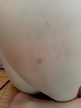 Snapshot of misu09 chatting on 10/14/25, 09:21 misu09 online show from 10/14/25, 09:21