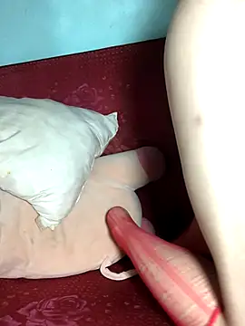 Snapshot of misu09 chatting on 10/18/25, 11:38 misu09 online show from 10/18/25, 11:38