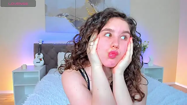 Ariella Sol online show from 01/18/25, 04:15