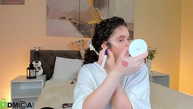 Ariella Sol online show from 10/21/25, 01:28