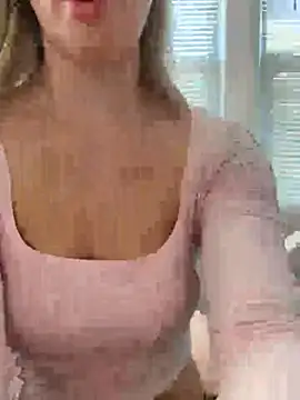 LoveShae  online show from 11/05/25, 04:40