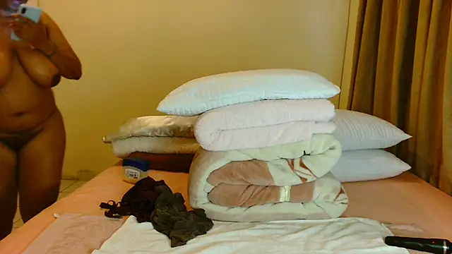 ALEXABOUJEE95 online show from 10/06/25, 03:31