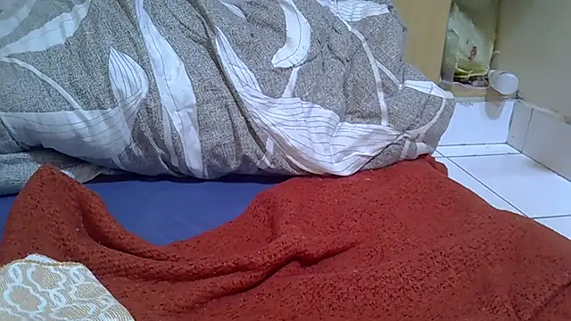 pretty brina online show from 11/25/25, 10:04