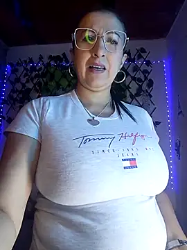 any mour online show from 04/16/26, 03:35