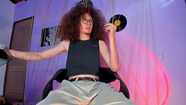 MrShaggy online show from 01/27/25, 08:17