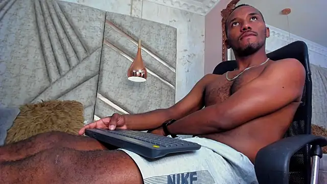 Snapshot of JamesParck chatting on 01/21/25, 06:23 JamesParck online show from 01/21/25, 06:23