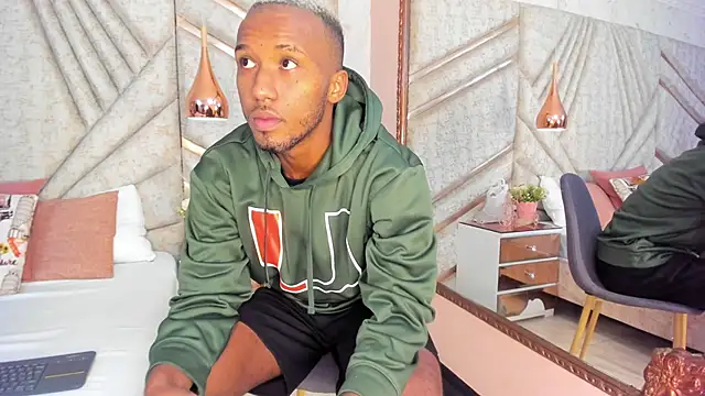 Snapshot of JamesParck chatting on 02/25/25, 12:24 JamesParck online show from 02/25/25, 12:24