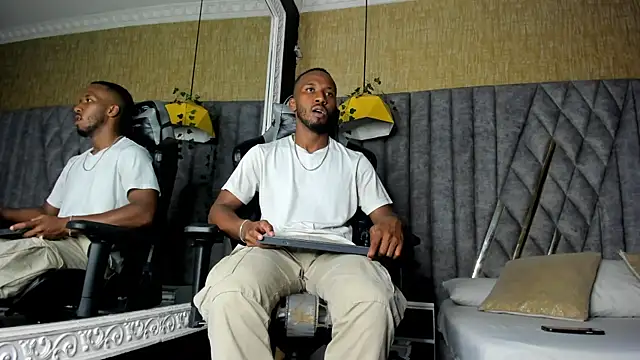 JamesParck online show from 03/17/26, 11:41