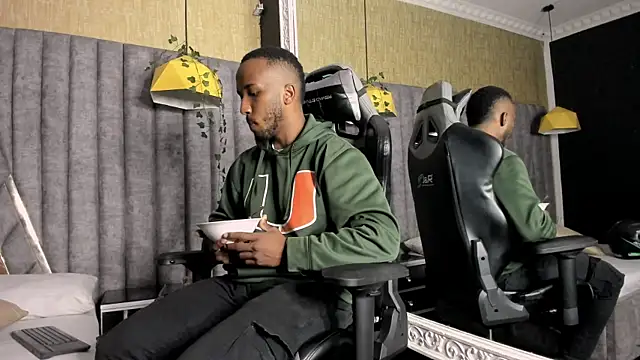 JamesParck online show from 03/26/26, 11:54