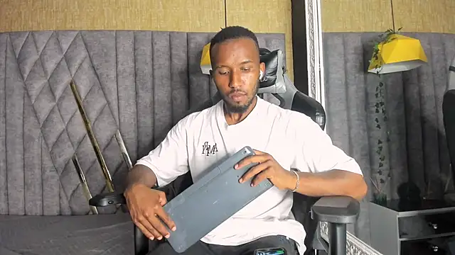 JamesParck online show from 04/26/26, 10:40