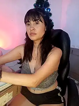 Snapshot of keelly_richaardson1 chatting on 12/13/24, 06:38 keelly richaardson1 online show from 12/13/24, 06:38