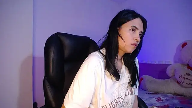 Snapshot of keelly_richaardson1 chatting on 01/06/25, 10:47 keelly richaardson1 online show from 01/06/25, 10:47