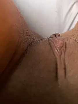 Snapshot of lili_fire69 chatting on 02/26/25, 12:25 lili fire69 online show from 02/26/25, 12:25