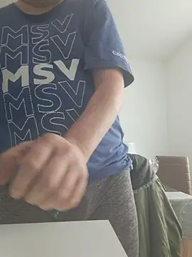 ShyBoy1982 online show from 02/02/26, 11:53