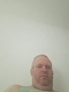 ShyBoy1982 online show from 05/18/26, 09:59