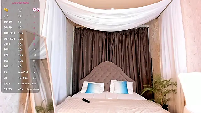 Snapshot of Diana_mysteryx chatting on 12/07/24, 04:09 Diana mysteryx online show from 12/07/24, 04:09