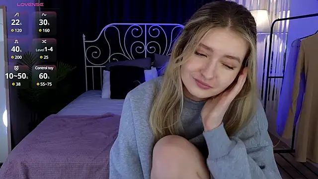 Snapshot of Diana_mysteryx chatting on 01/27/25, 04:30 Diana mysteryx online show from 01/27/25, 04:30