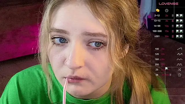 Snapshot of Diana_mysteryx chatting on 03/21/25, 01:56 Diana mysteryx online show from 03/21/25, 01:56