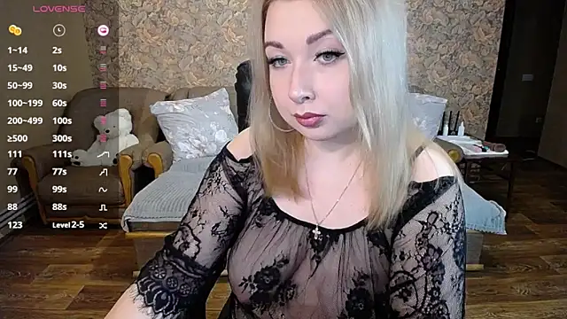 Snapshot of Your_oxygen chatting on 12/03/25, 06:06 Your oxygen online show from 12/03/25, 06:06