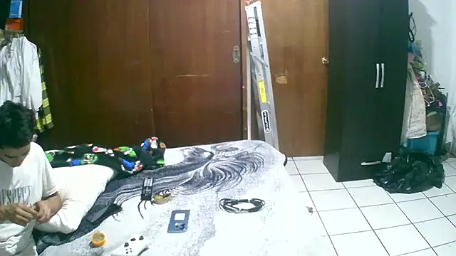 jperezofficial1 online show from 09/29/25, 01:22