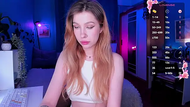 Snapshot of tenderdreams chatting on 03/14/25, 11:45 tenderdreams online show from 03/14/25, 11:45