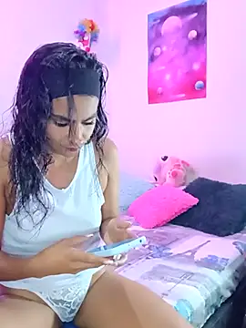 Leslly  online show from 02/23/25, 04:07