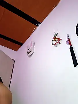 Leslly  online show from 09/19/25, 11:49