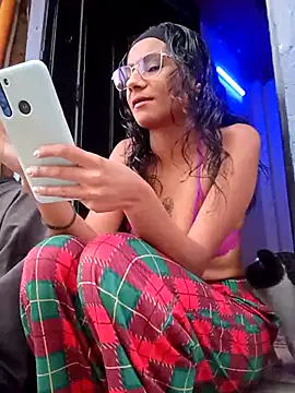 Leslly  online show from 11/23/25, 11:32