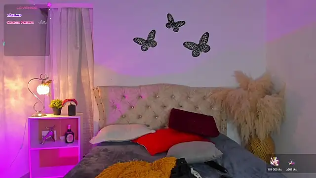 Sarahballiston  online show from 11/09/25, 12:20