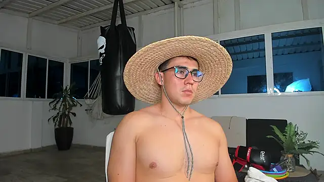 owengray2n online show from 12/10/24, 12:50