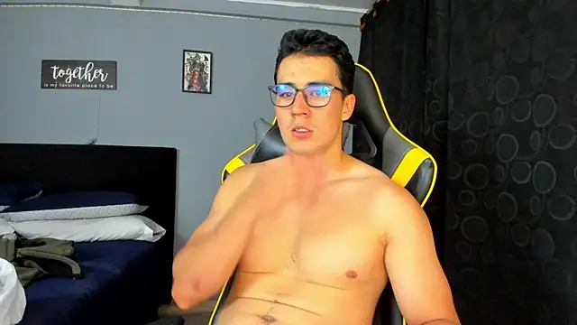 owengray2n online show from 09/25/25, 02:04