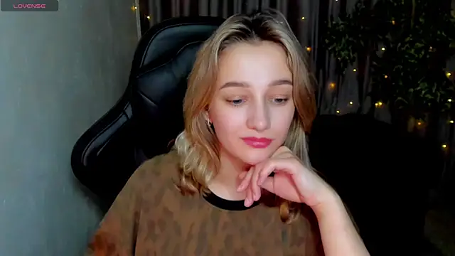 Sinty Noria online show from 02/21/25, 07:56