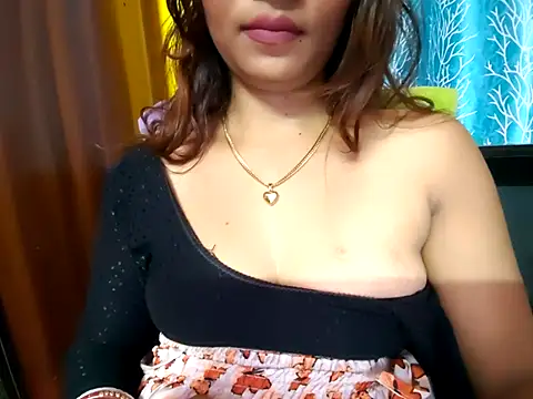 cutesoma2 online show from 11/24/25, 05:56