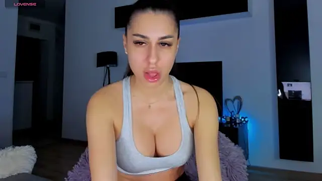 Snapshot of K_chic chatting on 02/07/25, 04:27 K chic online show from 02/07/25, 04:27