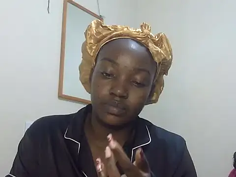 Sexy racy rebel  online show from 11/19/25, 07:47