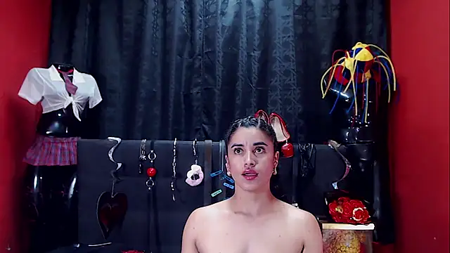Snapshot of Hannamariana chatting on 02/26/25, 01:19 Hannamariana online show from 02/26/25, 01:19