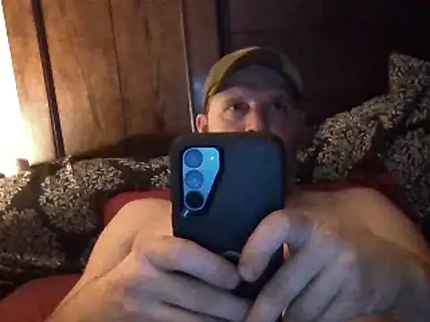 Snapshot of big-fun1981 chatting on 12/04/24, 02:42 big-fun1981 online show from 12/04/24, 02:42