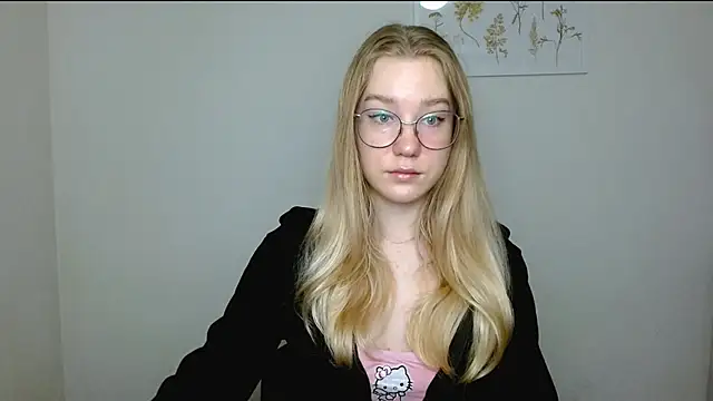 Snapshot of cindi_hot chatting on 11/02/25, 09:44 cindi hot online show from 11/02/25, 09:44