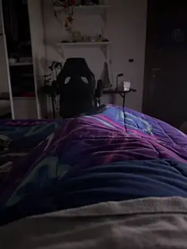 1ninefellababy online show from 02/11/26, 03:11