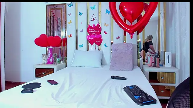 AnyelaGitanaMature online show from 02/17/26, 03:14