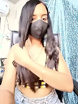 Parinaaz18 online show from 04/20/26, 01:47